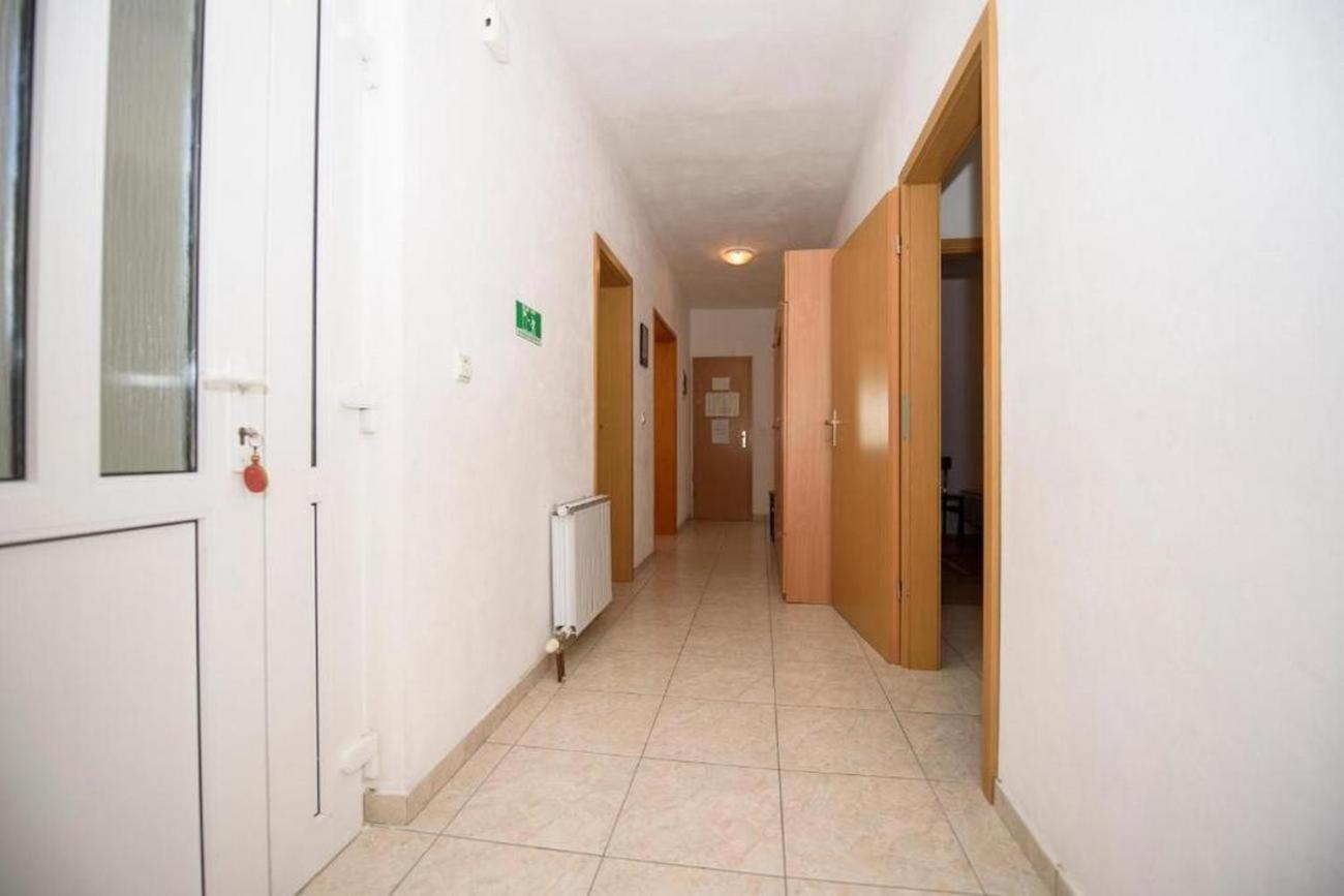 Apartments By The Sea Suhi Potok, Omis - 14555 Jesenice  Εξωτερικό φωτογραφία